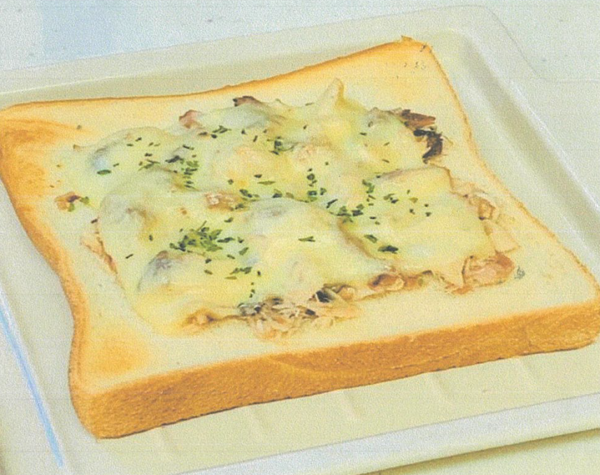 鯖チーズトースト