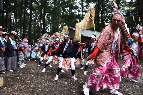 山北お峰入り「道行き」