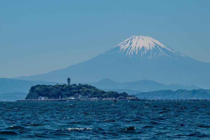 江の島と富士