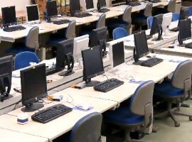 パーソナルコンピュータ室画像