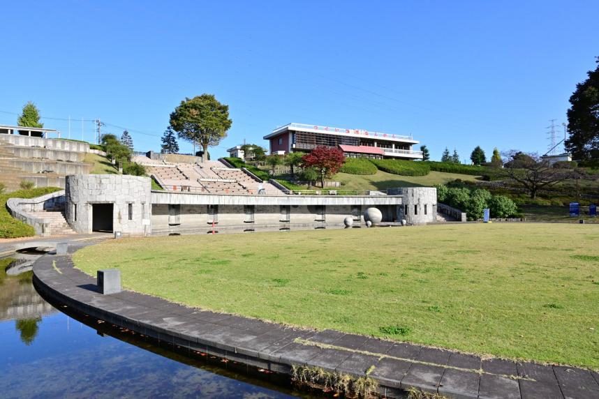 津久井湖城山公園水の苑地