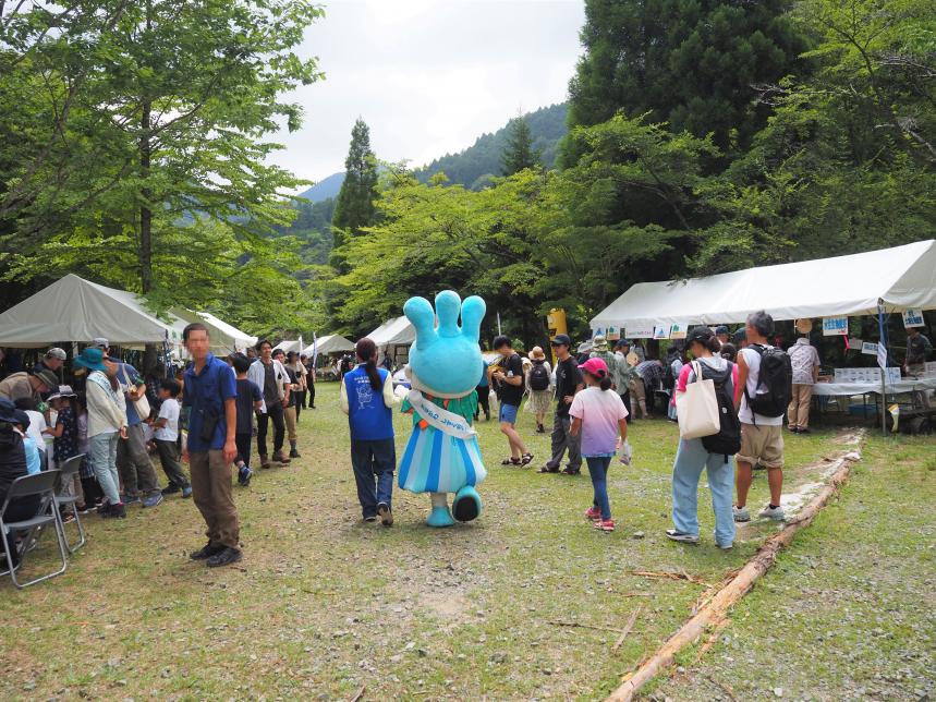 広場の様子