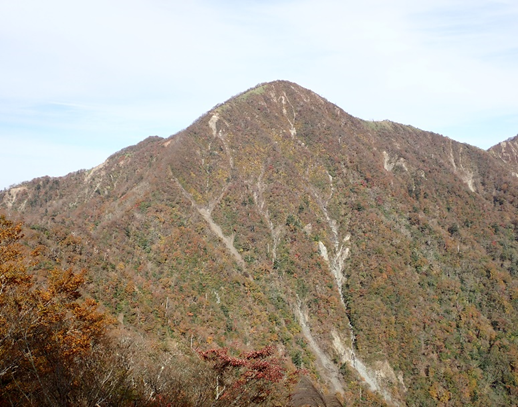 臼ヶ岳から蛭ヶ岳方面の眺め