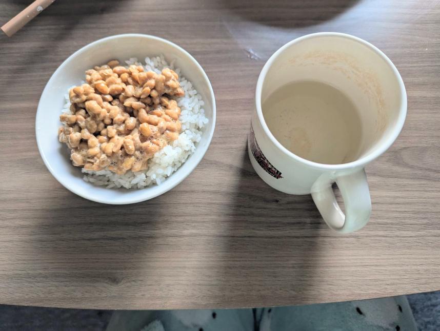 朝食