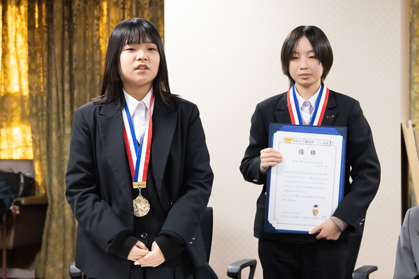 光陵高等学校の文芸部の生徒さん