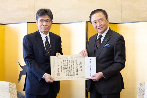 感謝状をお渡ししました