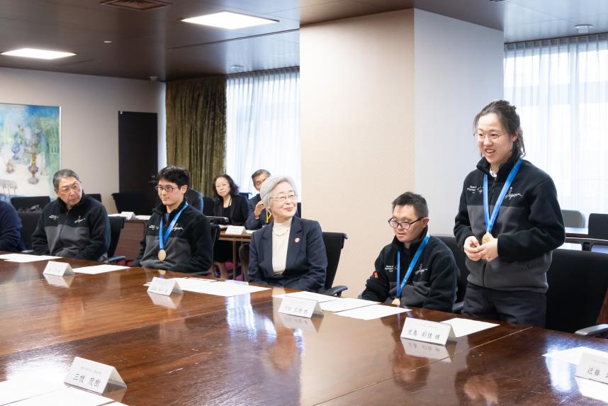 お話しされる日本選手団の皆様