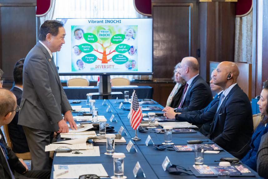 ムーア州知事との会談