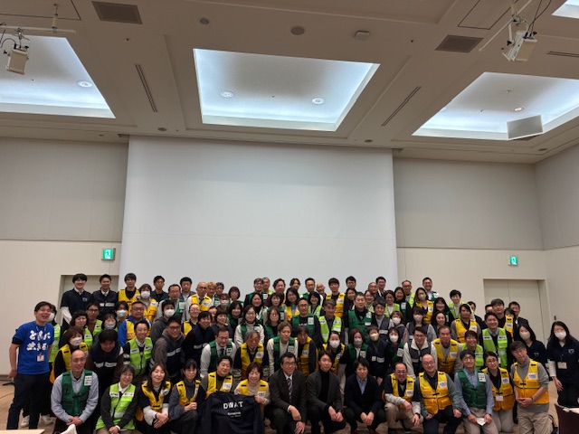 研修後の集合写真