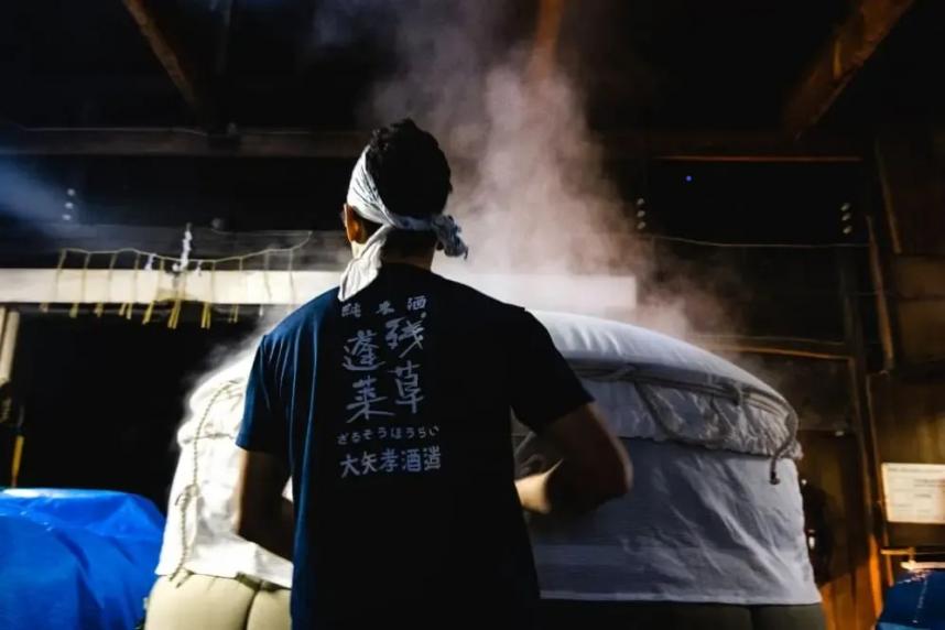 大矢孝酒造の酒造りの様子