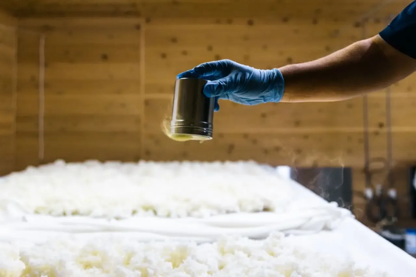 こだわり抜いた麹を使う