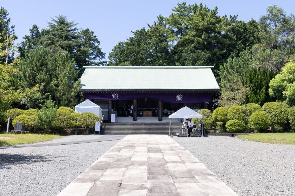 1神奈川県戦没者慰霊堂写真