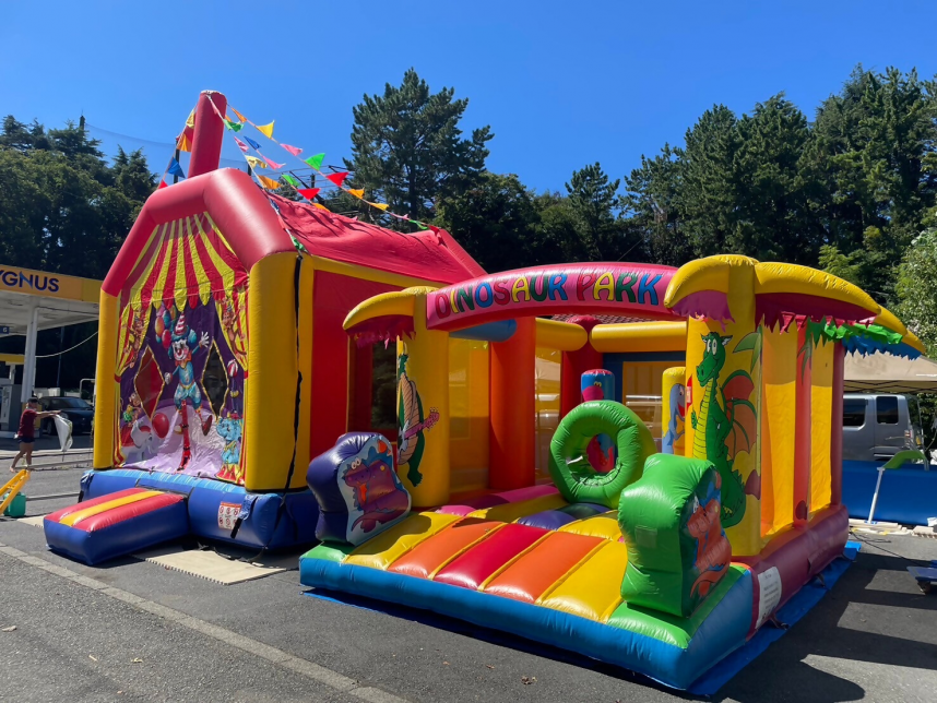 エアートランポリン