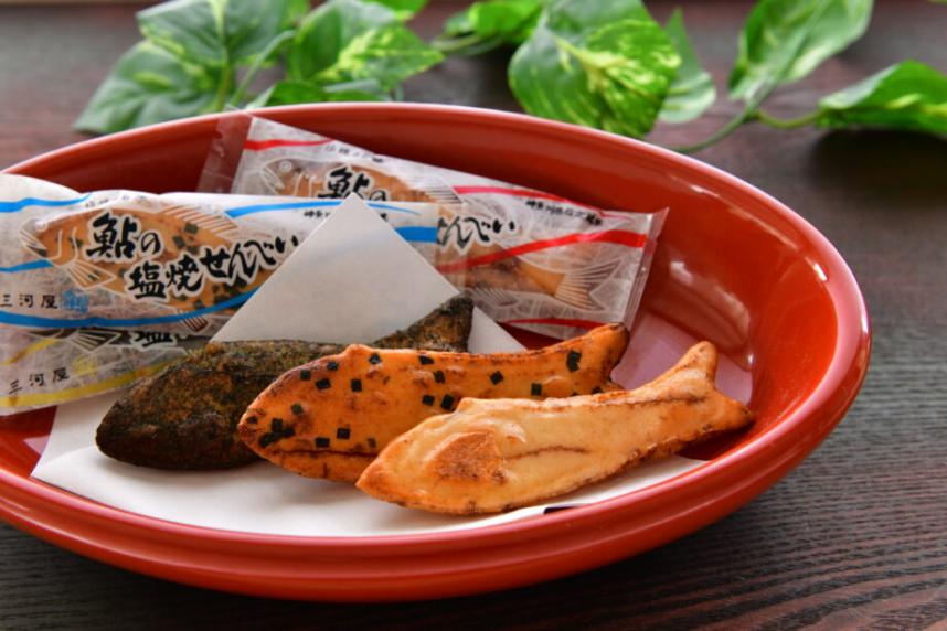 鮎の塩焼せんべい