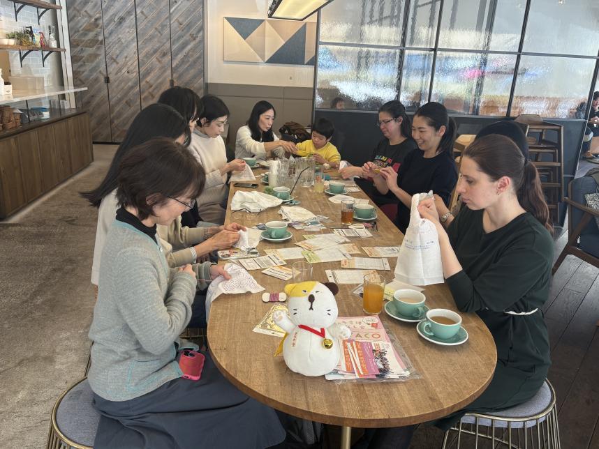 イベントに混ざるかにゃお