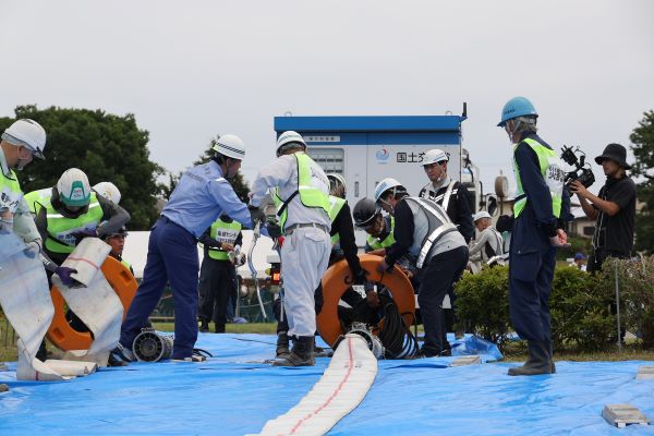 排水ポンプ車