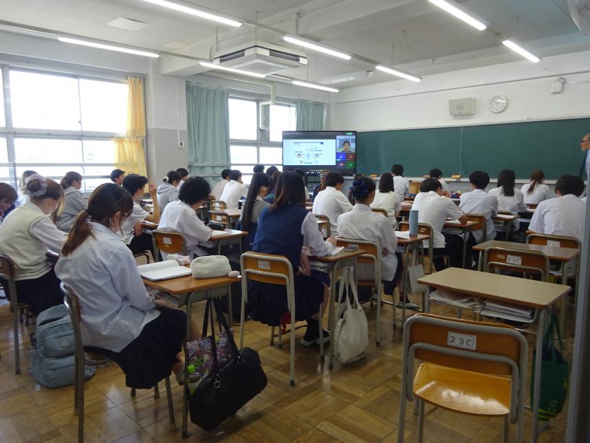 追浜高校_教室
