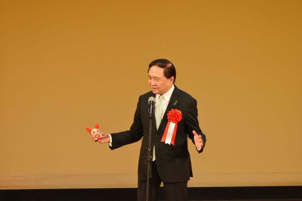 知事写真1