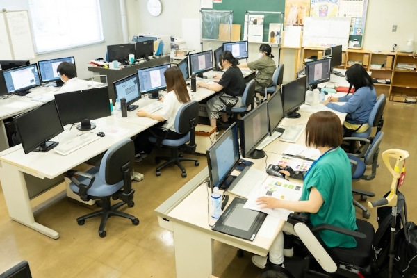 技術系グラフィック実習全景
