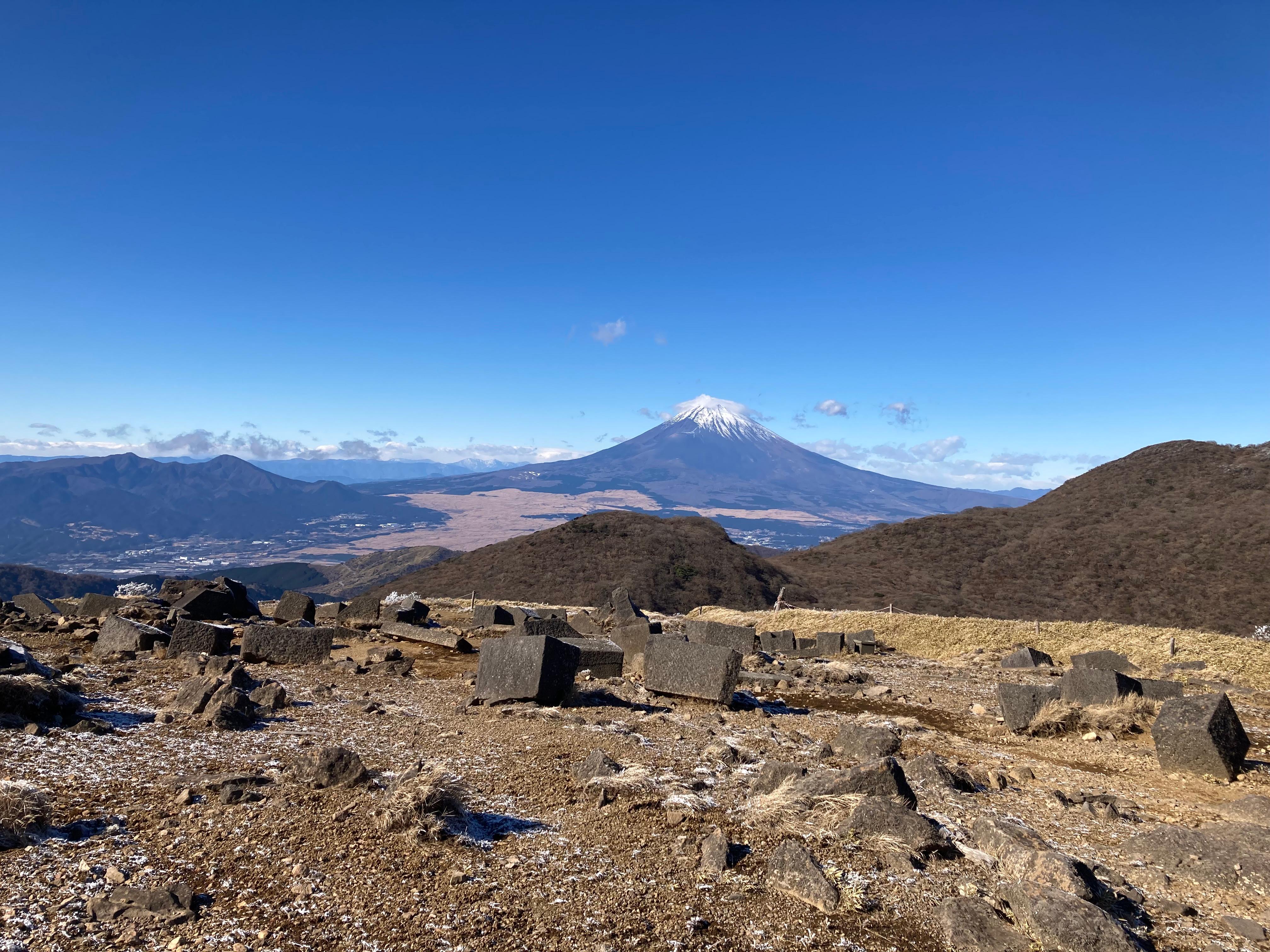 極寒の駒ケ岳と富士
