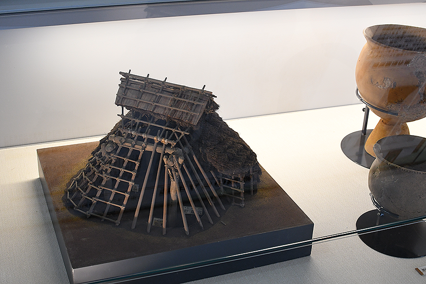 神崎遺跡資料館の展示3