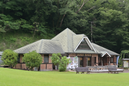 県立七沢森林公園-森のアトリエ