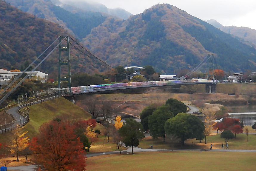 水の郷・大吊り橋