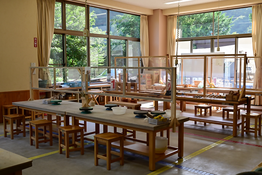 工芸工房村_作業ルーム