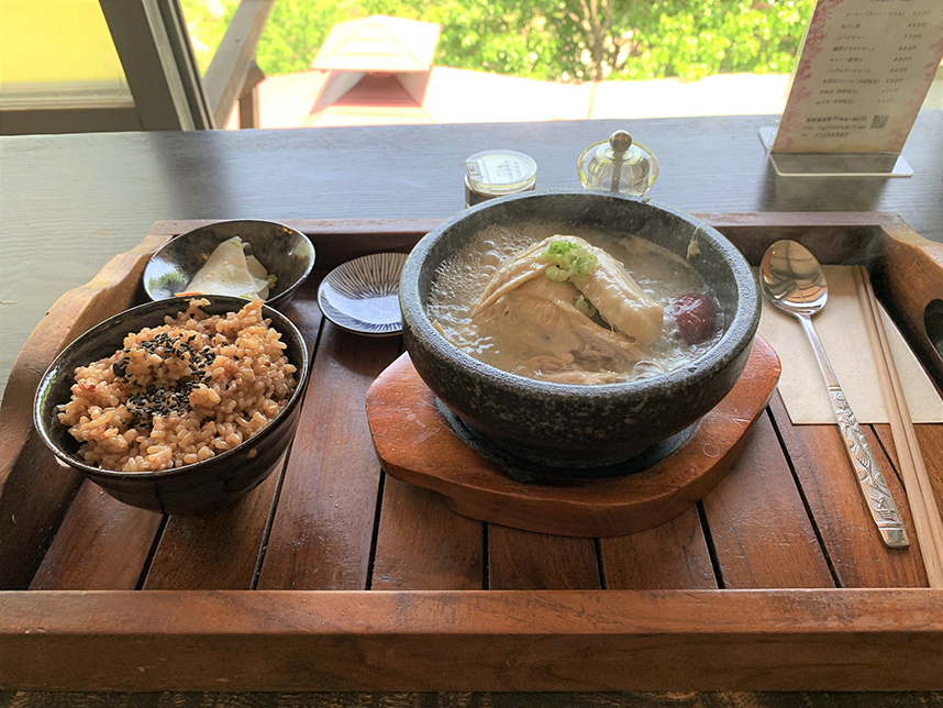 参鶏湯セットの画像