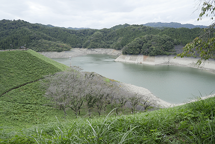 城山湖展望台からの風景