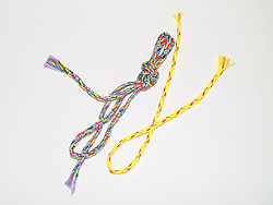 レインボープラザ（愛川繊維会館）組みひも見本