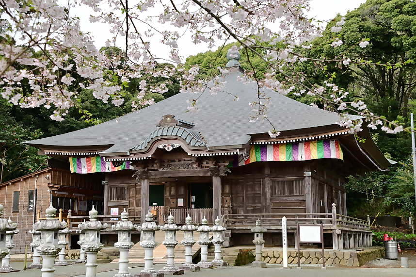 飯山観音で有名な長谷寺