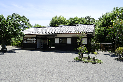 旧青柳寺庫裡（古民家）管理棟