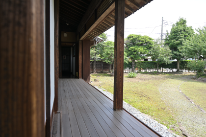 大広間横の廊下