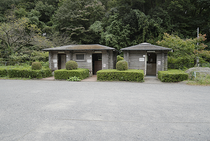 城山湖のトイレ
