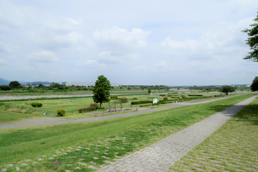 県立三川公園全景