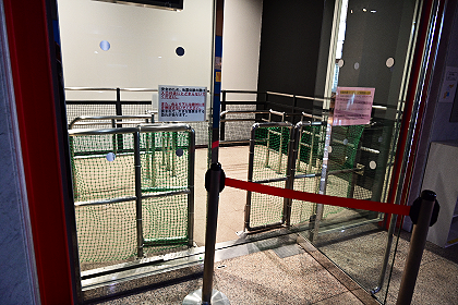 自身ブースの入口