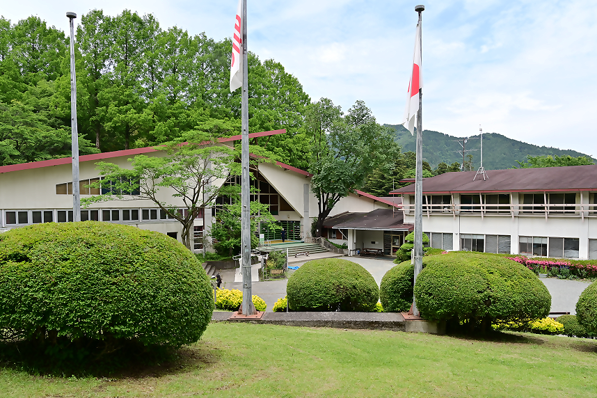 ふれあいの村の管理棟の様子