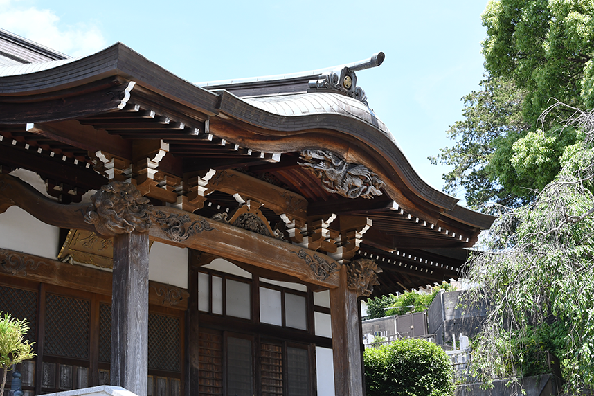 国分寺本堂の屋根