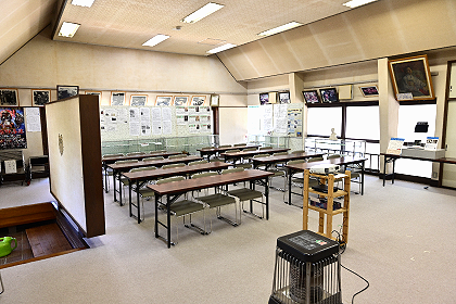 尾崎咢堂多目的室5