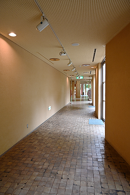 芸術の家-廊下