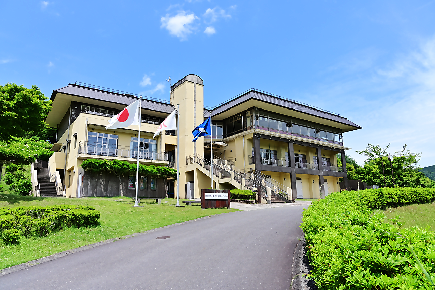 やまなみセンターの外観