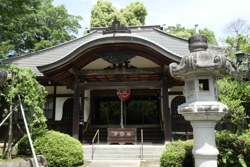 当麻山無量光寺の外観