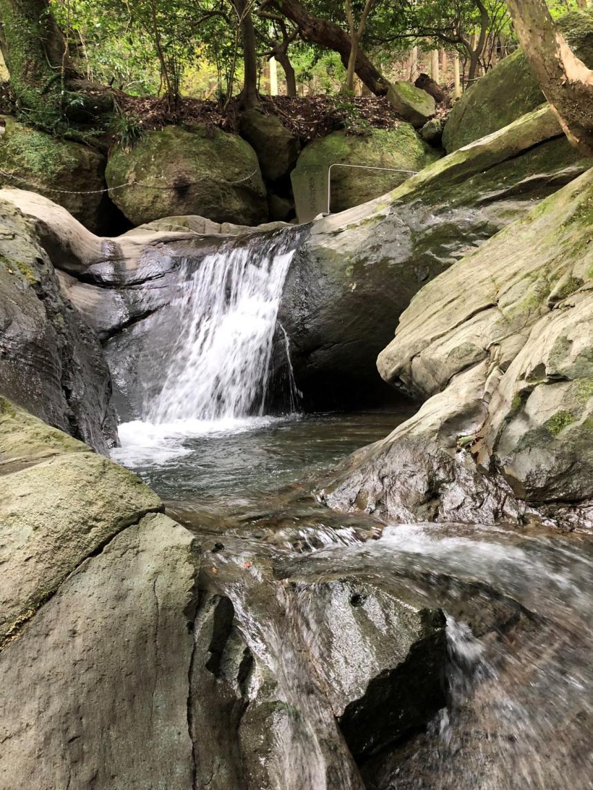 大釜弁財天の滝つぼ2