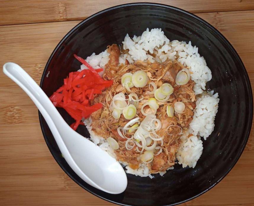 サガミチキン丼