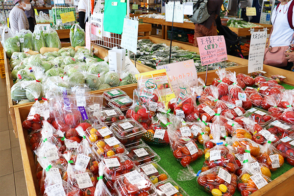 産直センター「うらり」3