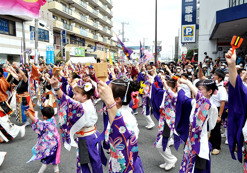 エネルギッシュな踊りが見られた