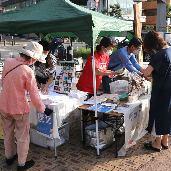 つるまき駅土曜朝市